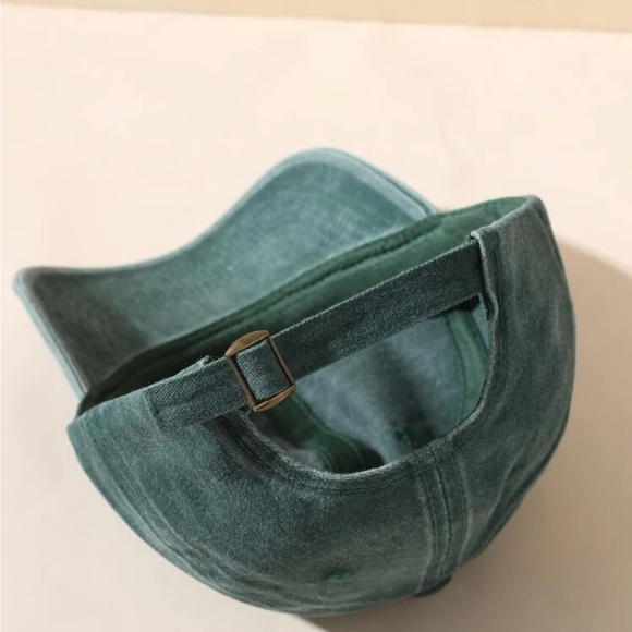 California Baseball Hat 🧢 - Picture 3 of 3